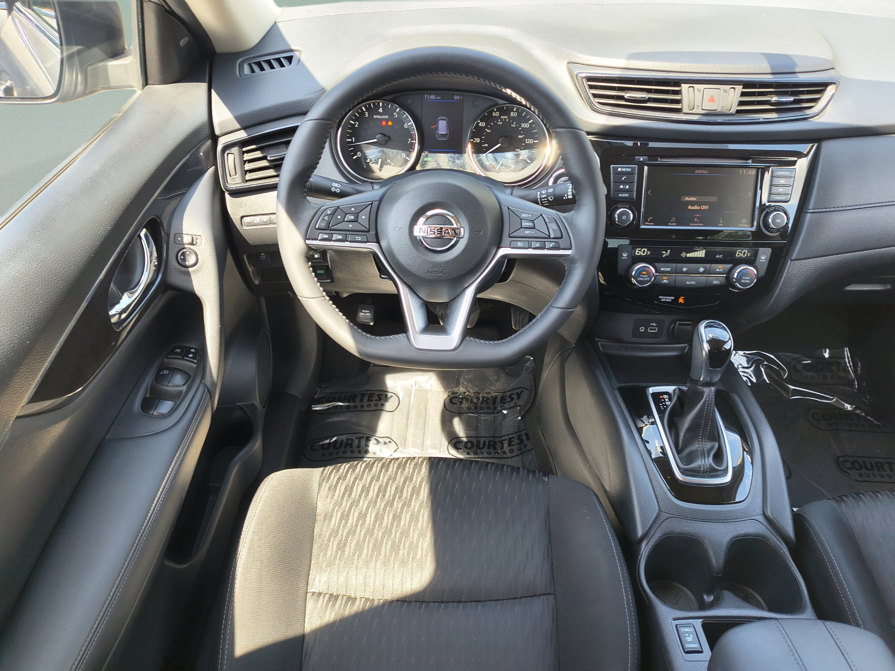 Used 2018 Nissan Rogue SV FWD image 14