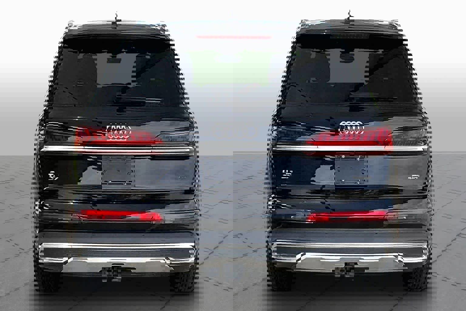 Used 2023 Audi Q7 3.0T Prestige image 5