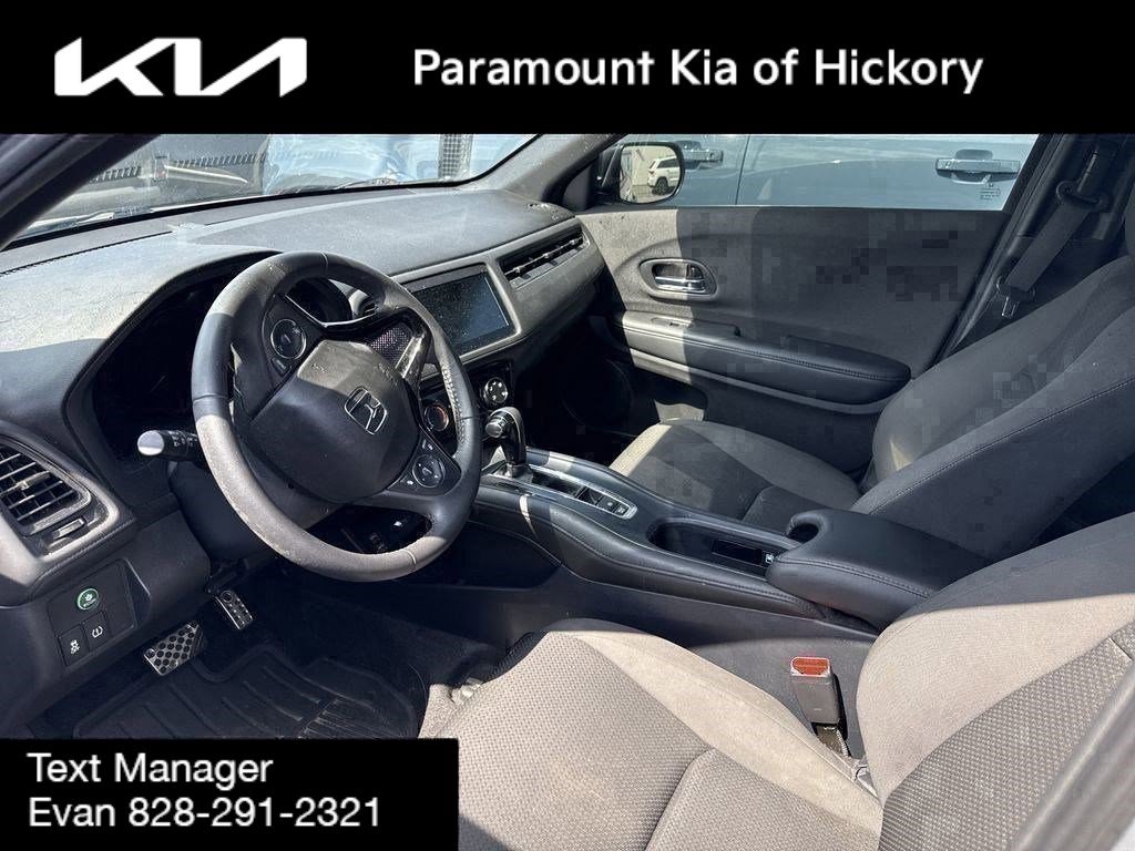 Used 2022 Honda HR-V Sport image 8