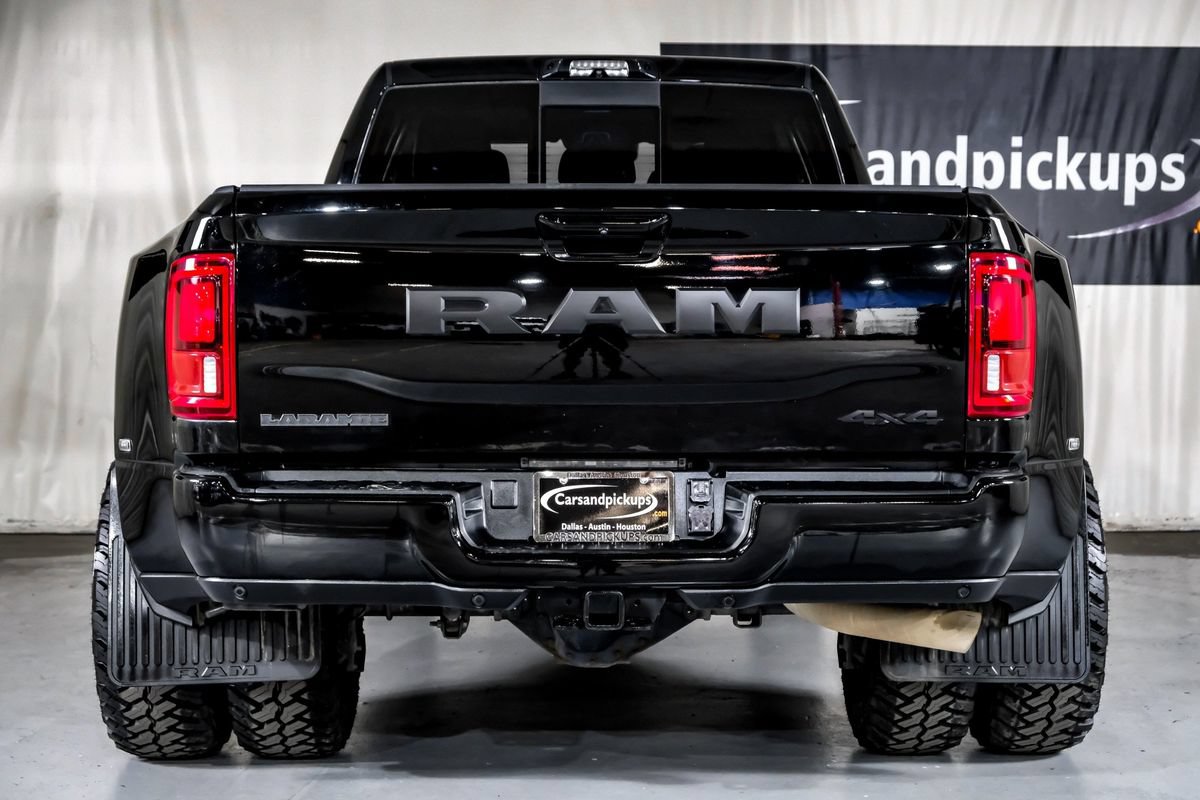 Used 2025 RAM 3500 Laramie AWD/4WD image 9