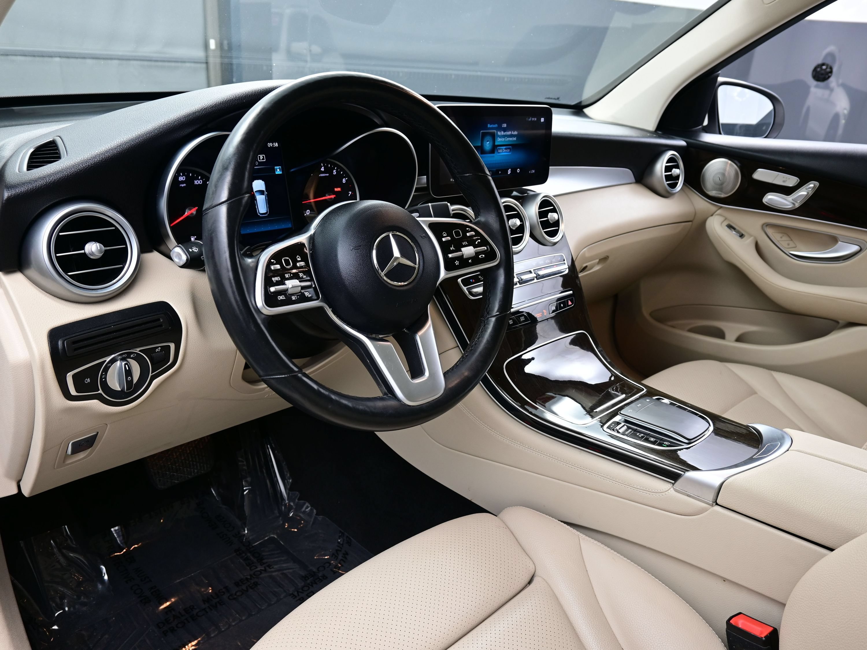 Used 2021 Mercedes-Benz GLC 300 image 13