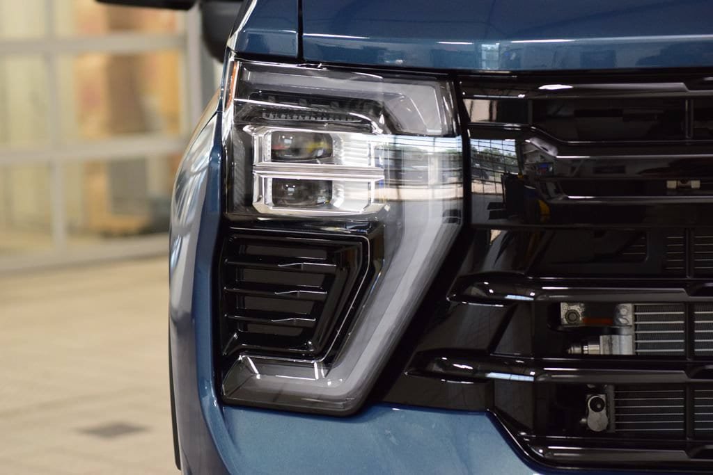 New 2026 Chevrolet Silverado 2500 LTZ w/ LTZ Plus Package AWD/4WD image 12