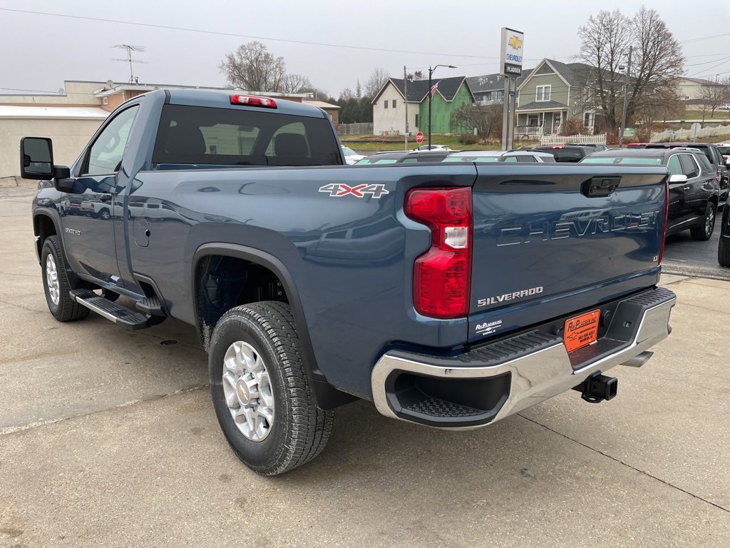 New 2026 Chevrolet Silverado 3500 LT image 11