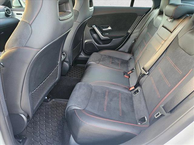Used 2023 Mercedes-Benz CLA 250 image 17