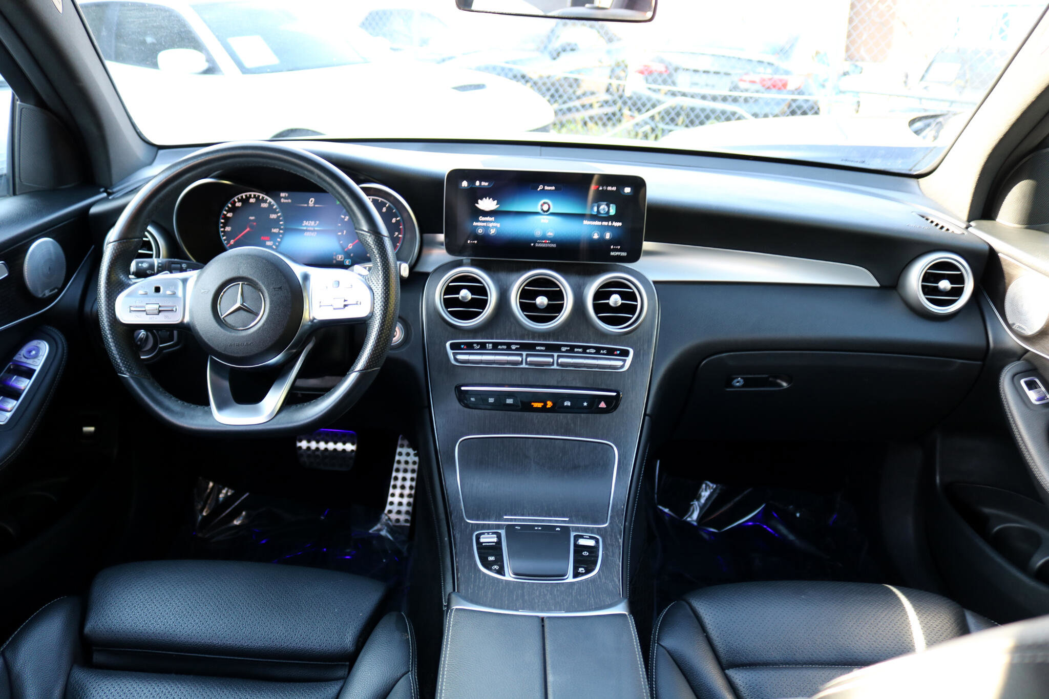 Used 2020 Mercedes-Benz GLC 300 4MATIC image 40