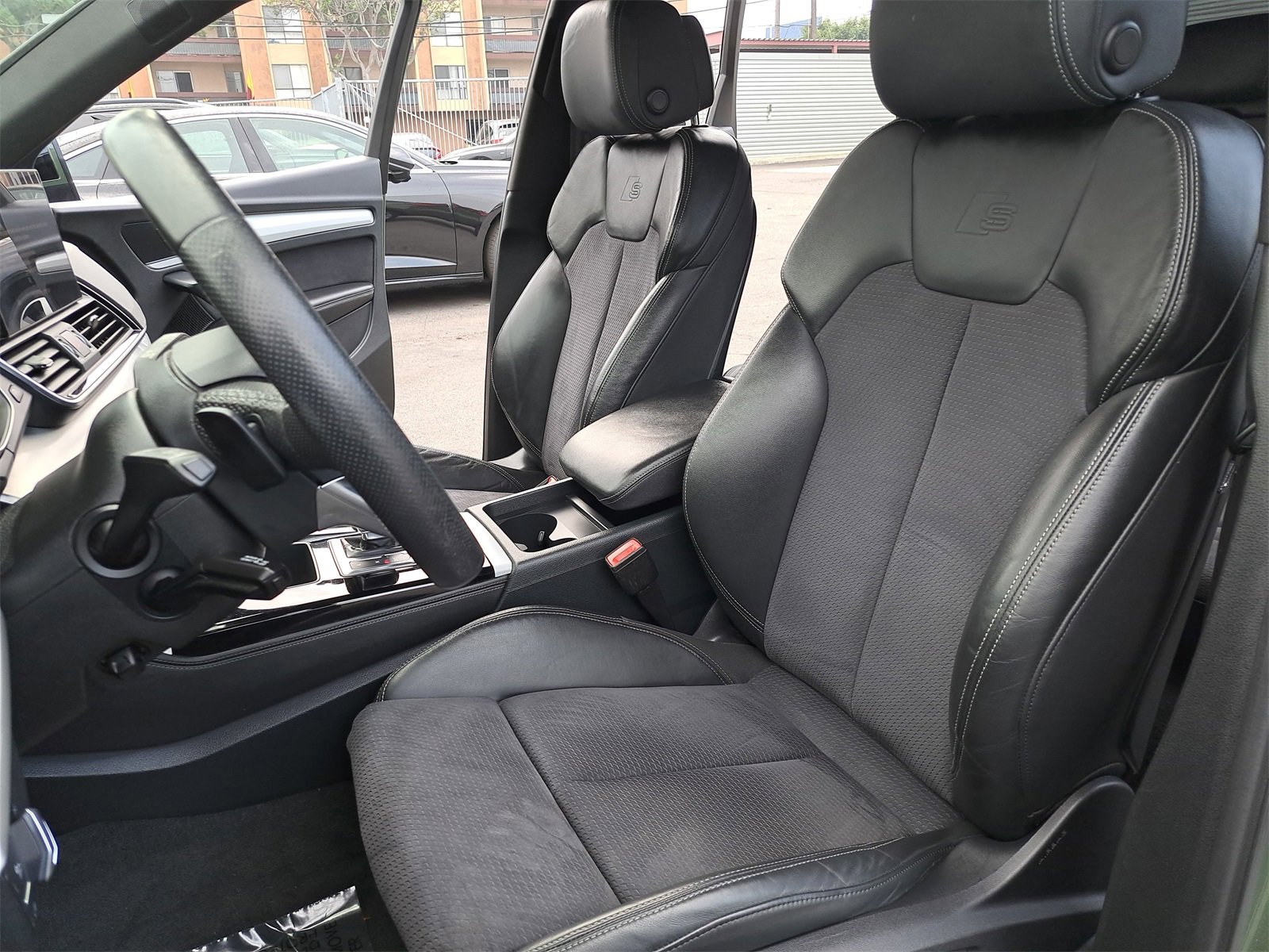 Used 2023 Audi Q5 e Premium Plus w/ Premium Plus Package image 15