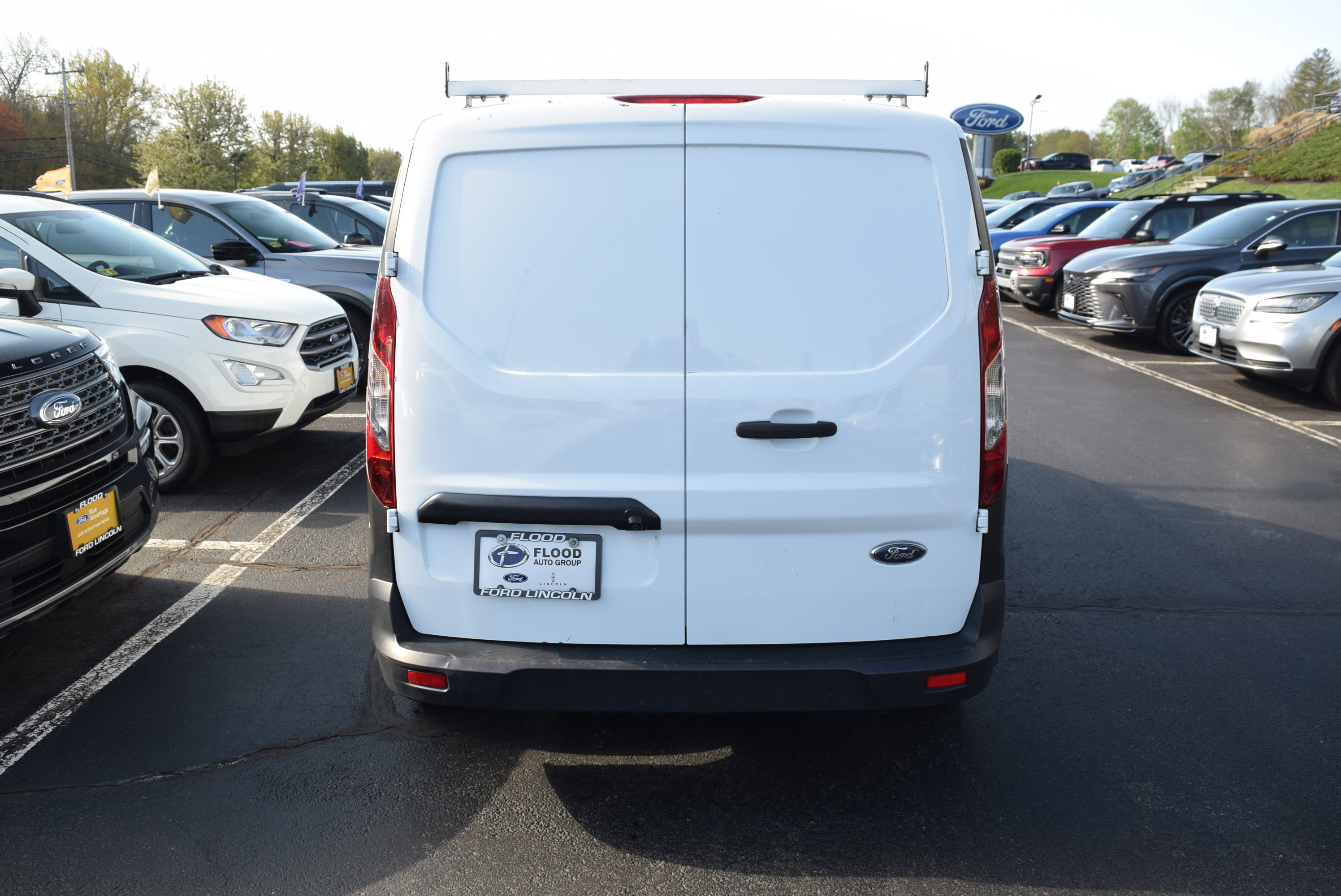 Certified 2022 Ford Transit Connect XL FWD image 5