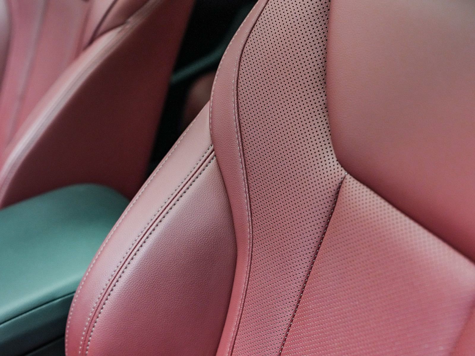 Certified 2023 BMW X4 xDrive30i w/ M Sport Package image 24