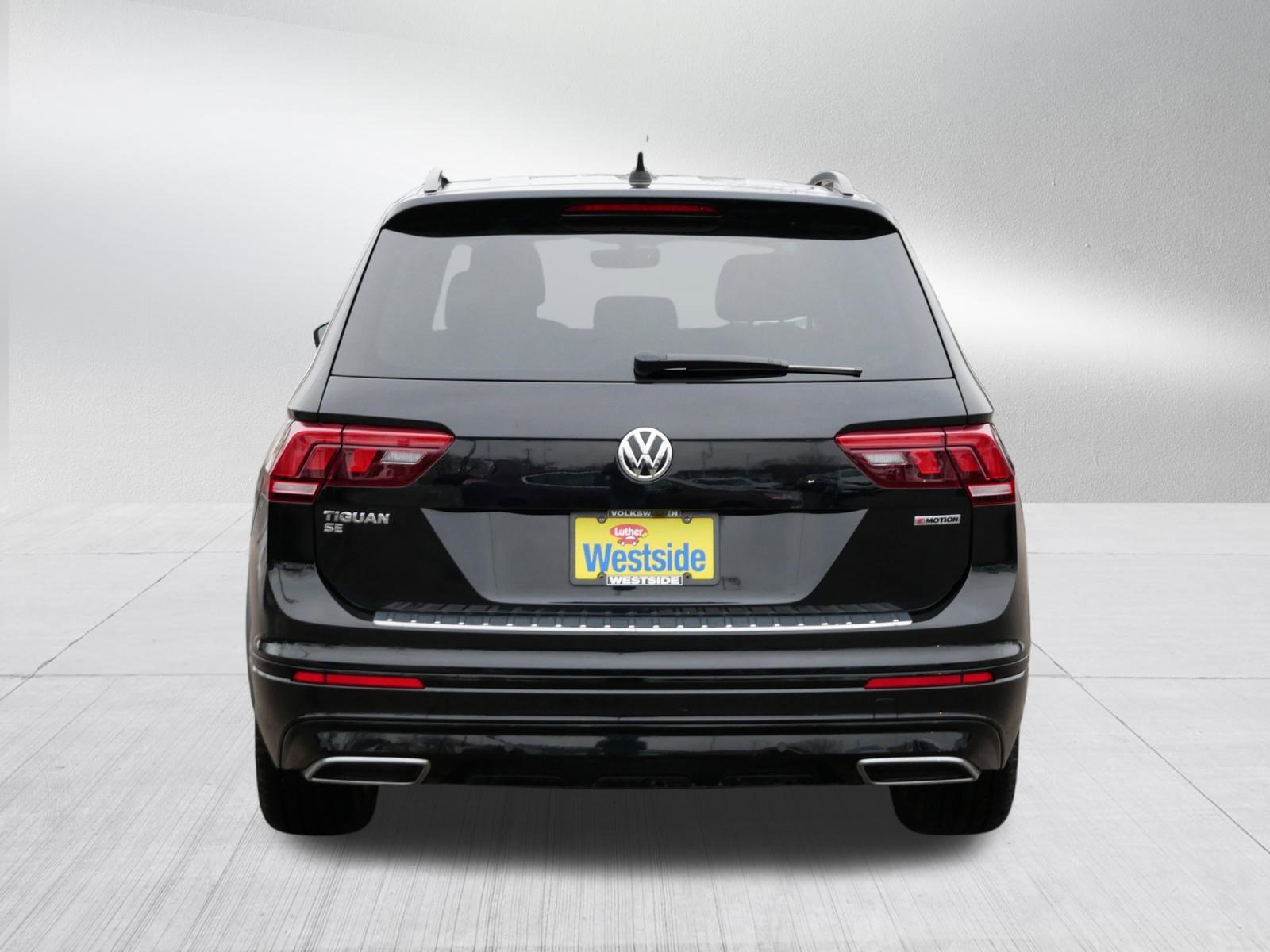 Used 2021 Volkswagen Tiguan SE R-Line image 6