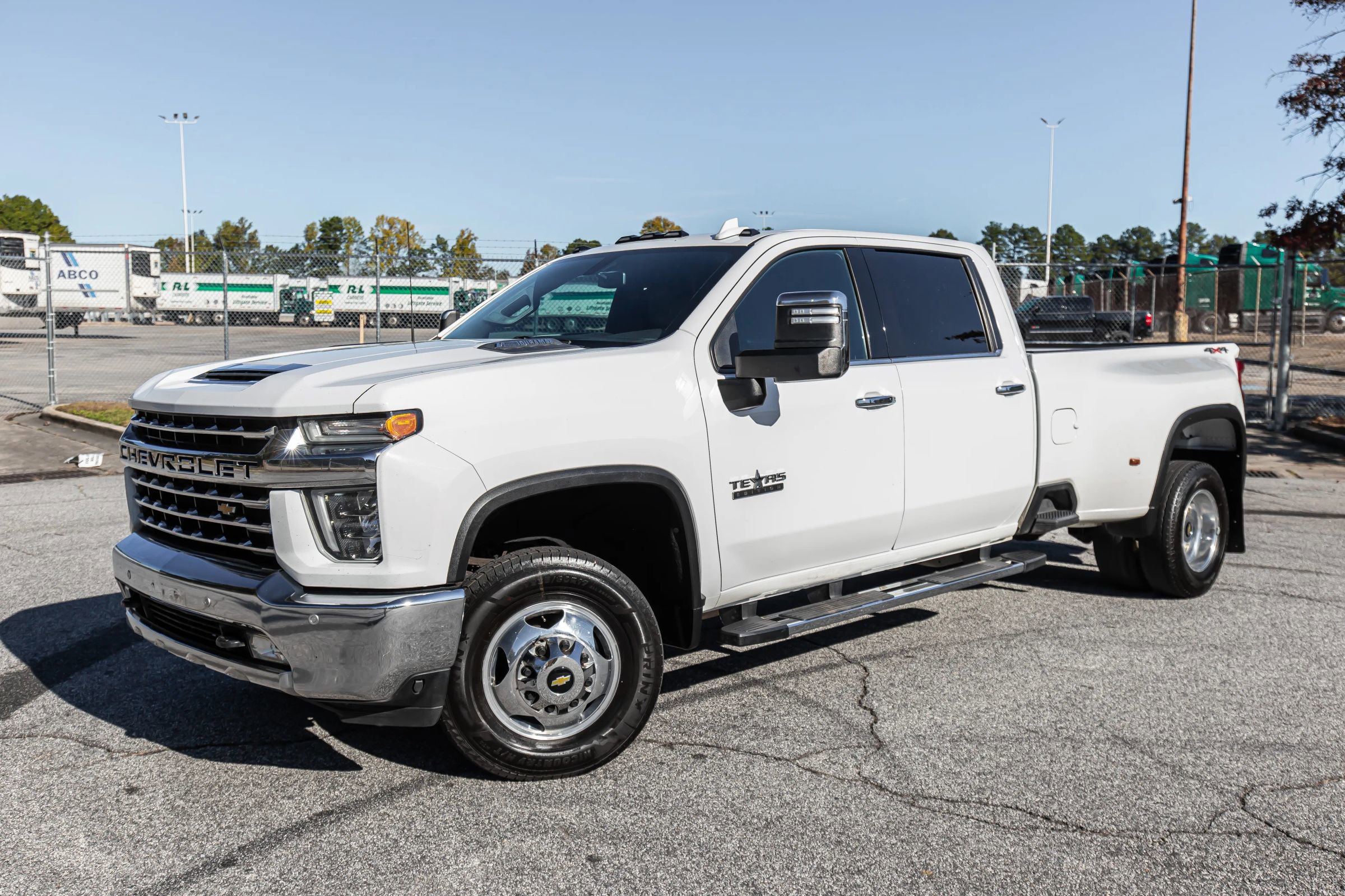 Used 2020 Chevrolet Silverado 3500 LTZ w/ LTZ Texas Edition image 2