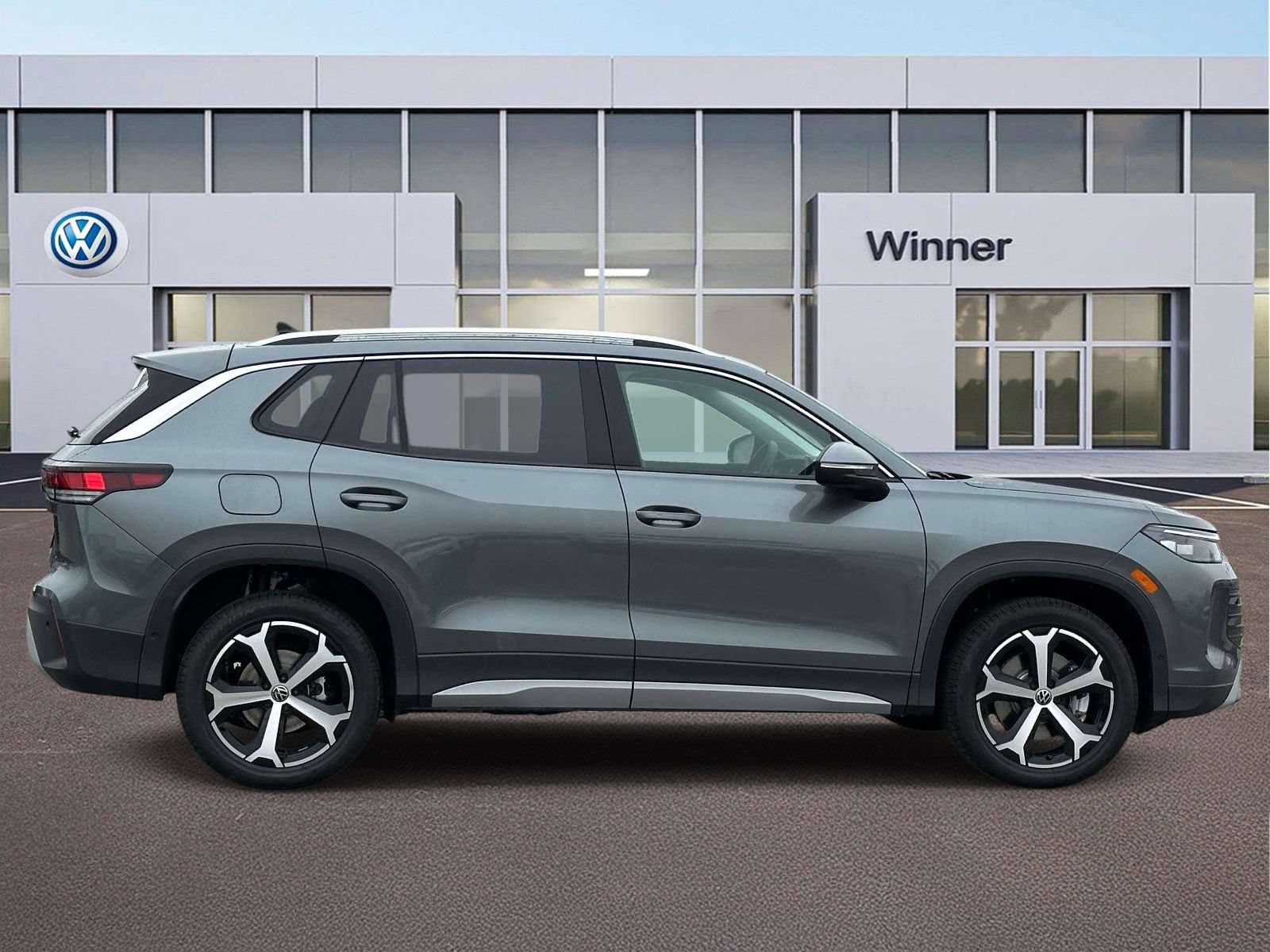 New 2026 Volkswagen Tiguan SE AWD/4WD image 6