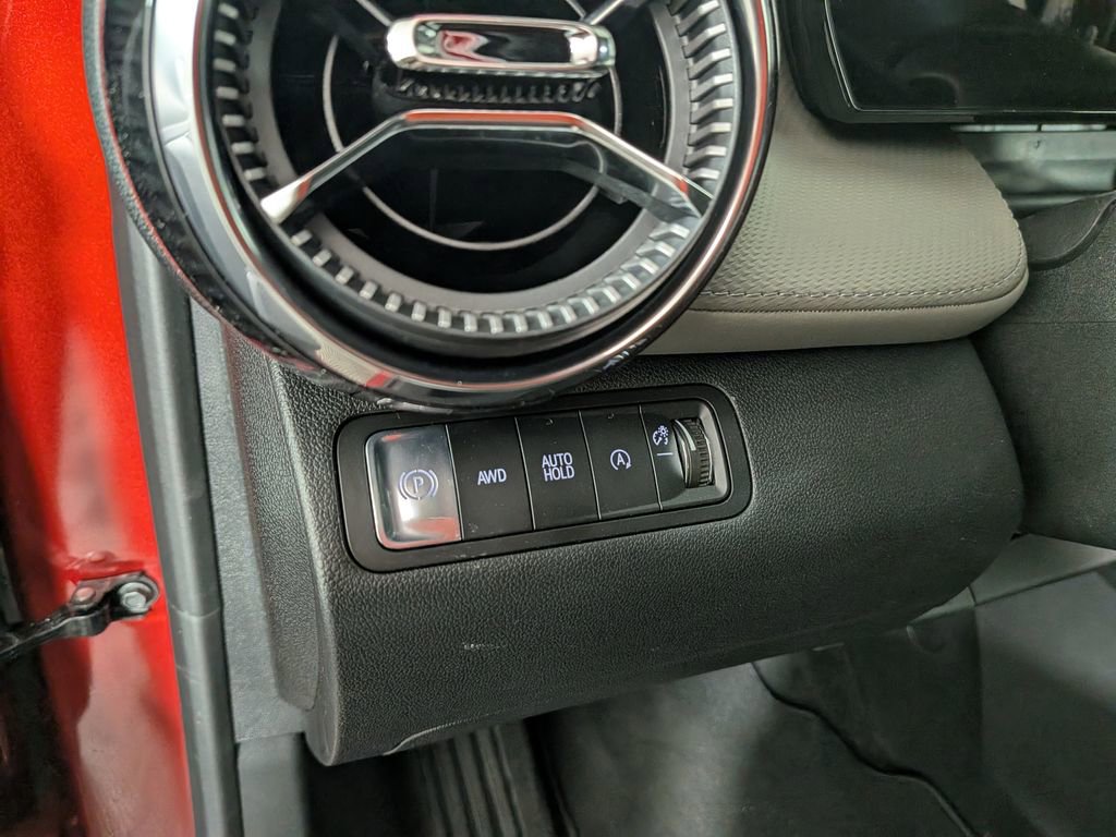 New 2026 Chevrolet Equinox LT w/ Convenience Package II image 17