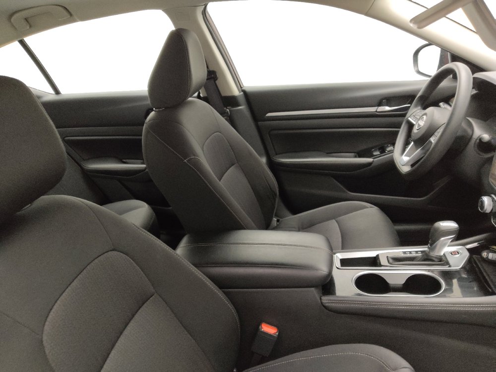 Used 2023 Nissan Altima 2.5 SV image 21