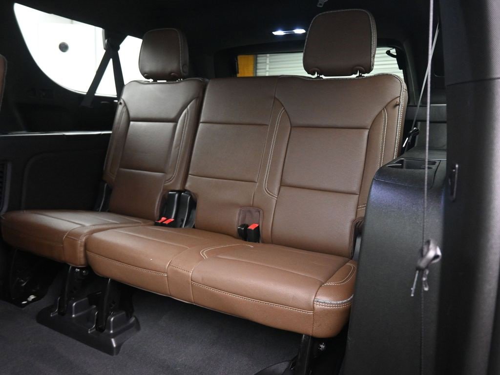 Used 2023 Chevrolet Suburban High Country w/ Premium Package 2 image 44