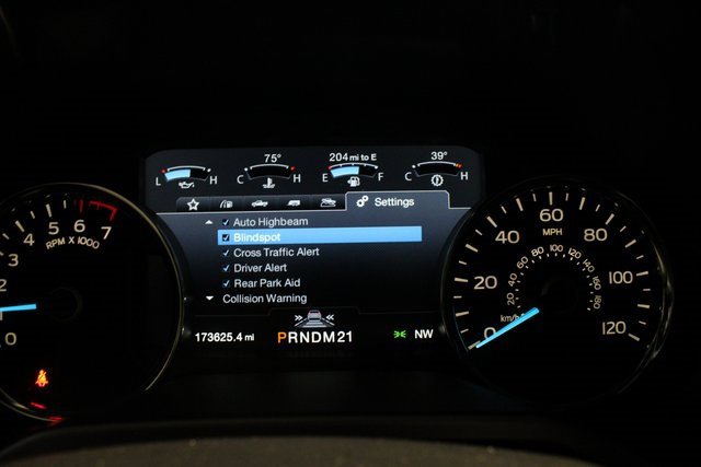 Used 2015 Ford F150 Platinum w/ Equipment Group 701A Luxury image 16