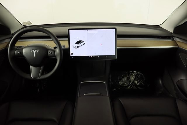 Used 2021 Tesla Model 3 Standard Range Plus image 27