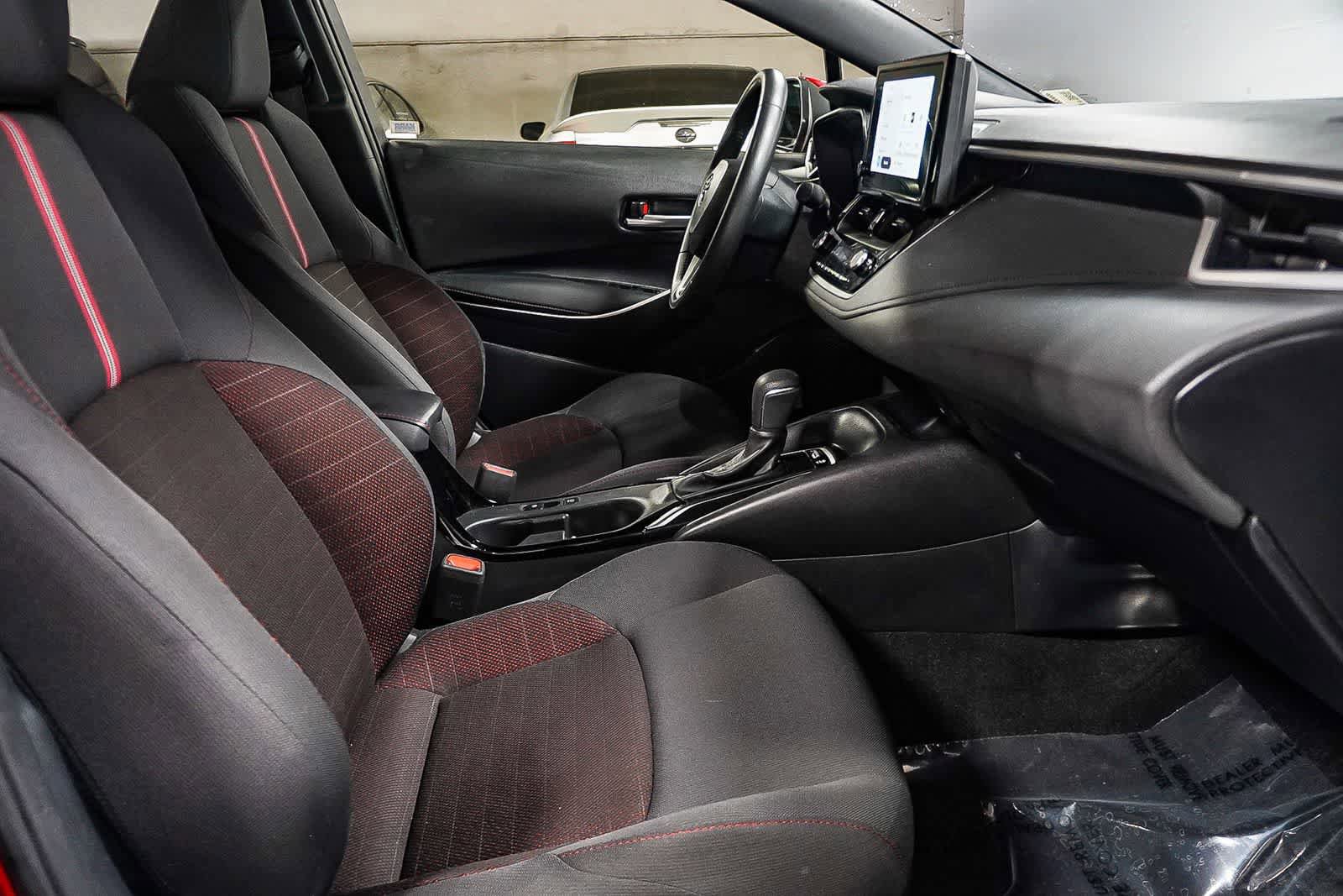 Certified 2024 Toyota Corolla SE FWD image 19