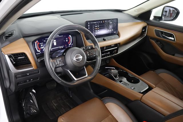 Used 2024 Nissan Rogue Platinum FWD image 24