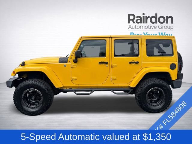 Used 2015 Jeep Wrangler Unlimited Sahara AWD/4WD image 4