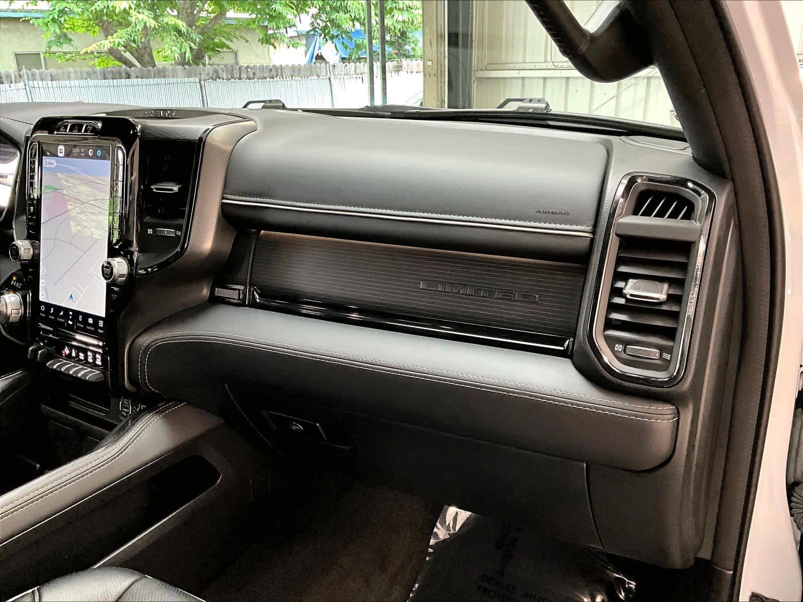 Used 2023 RAM 1500 Limited AWD/4WD image 18