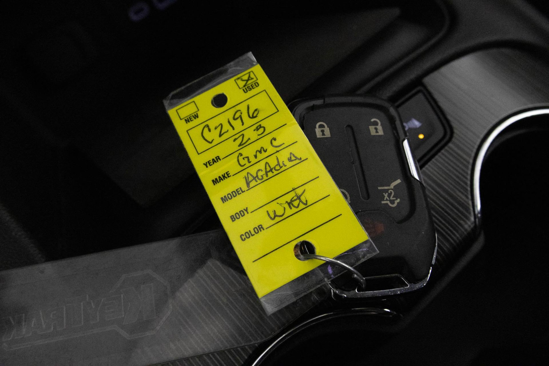 Certified 2023 GMC Acadia SLT image 24