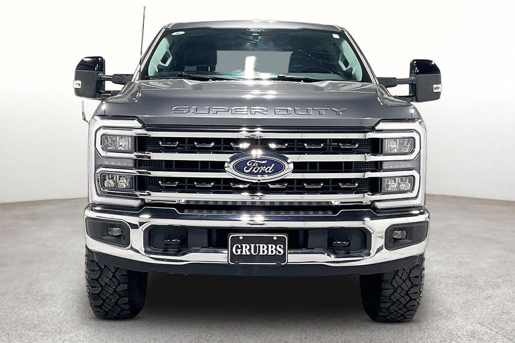 Used 2025 Ford F250 Lariat w/ Tremor Off-Road Package AWD/4WD image 4