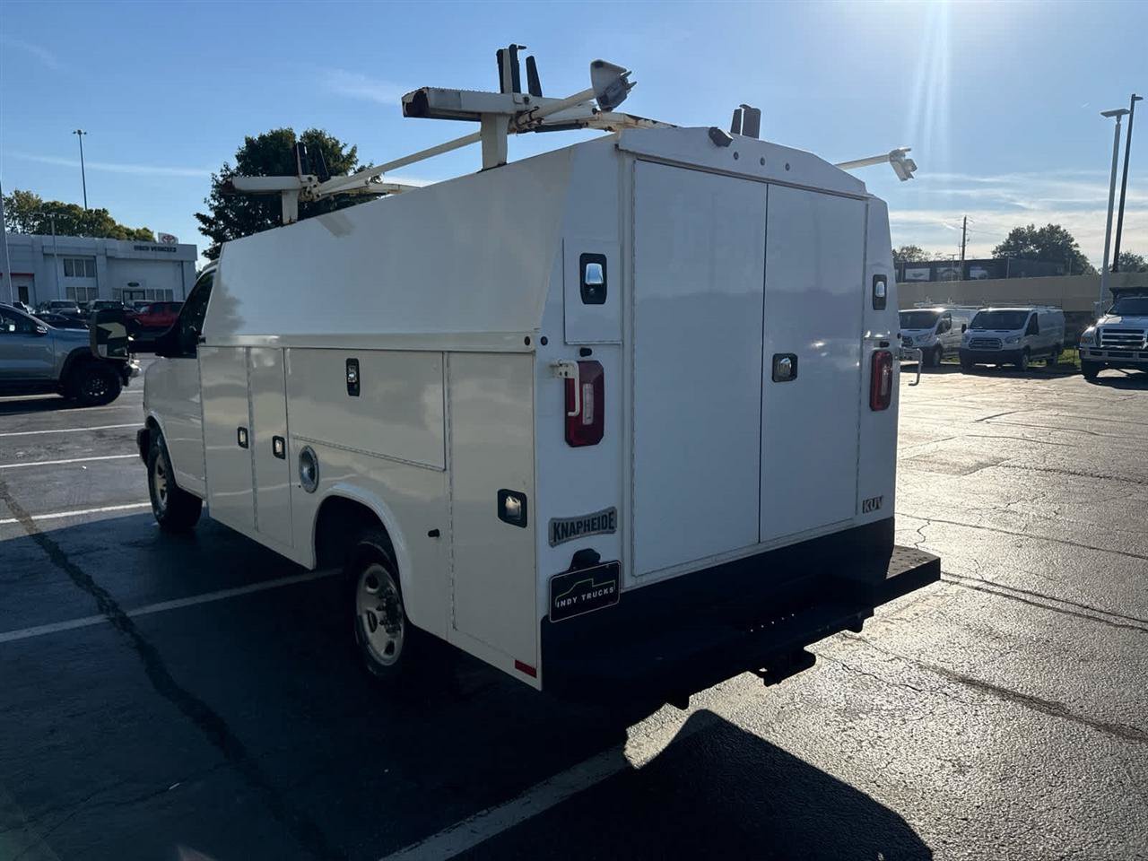 Used 2020 Chevrolet Express 3500 w/ Power Convenience Package RWD image 7