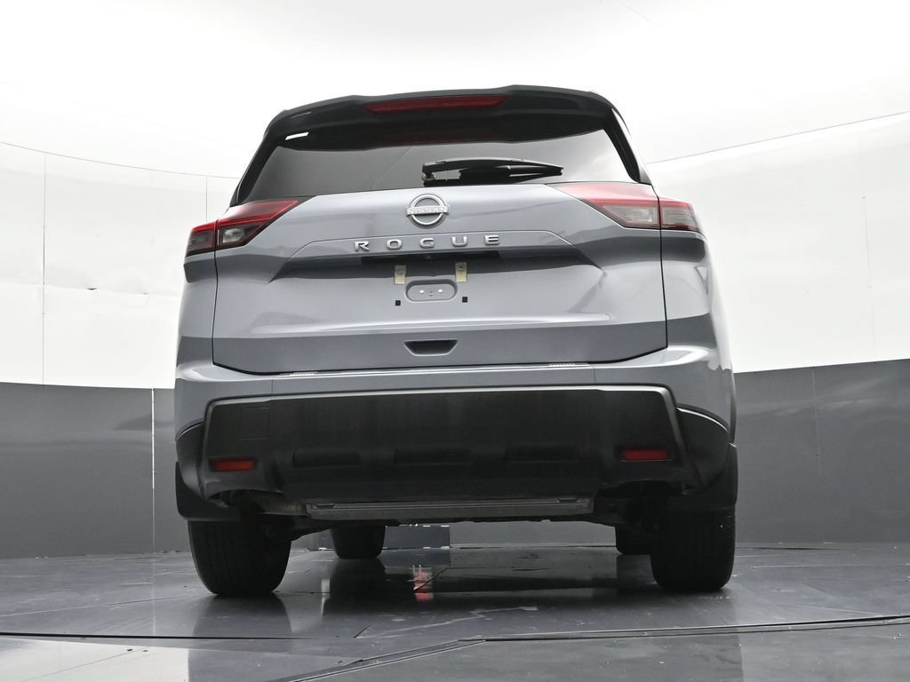 Used 2026 Nissan Rogue SV FWD image 26
