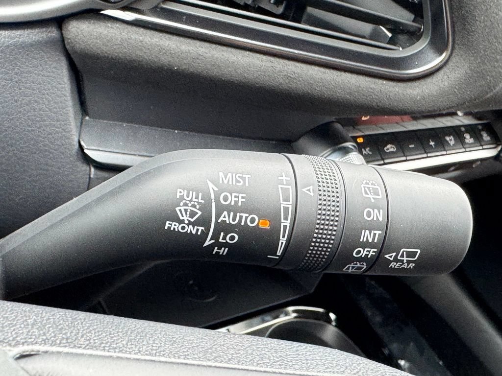 Certified 2025 MAZDA CX-30 Carbon AWD/4WD image 27