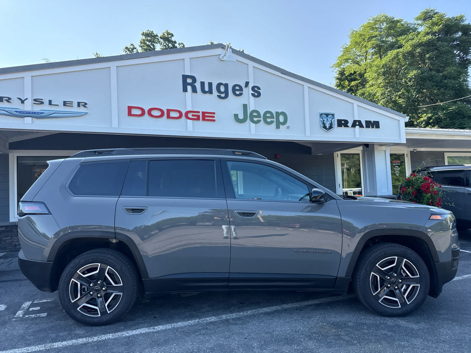 New 2026 Jeep Cherokee Limited AWD/4WD image 2