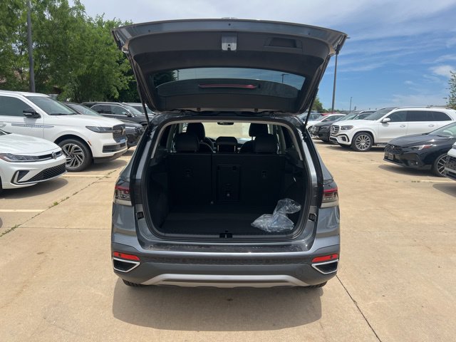 New 2026 Volkswagen Taos SE AWD/4WD image 15