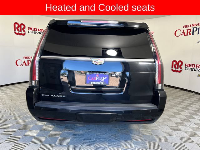 Used 2016 Cadillac Escalade ESV Platinum AWD/4WD image 8