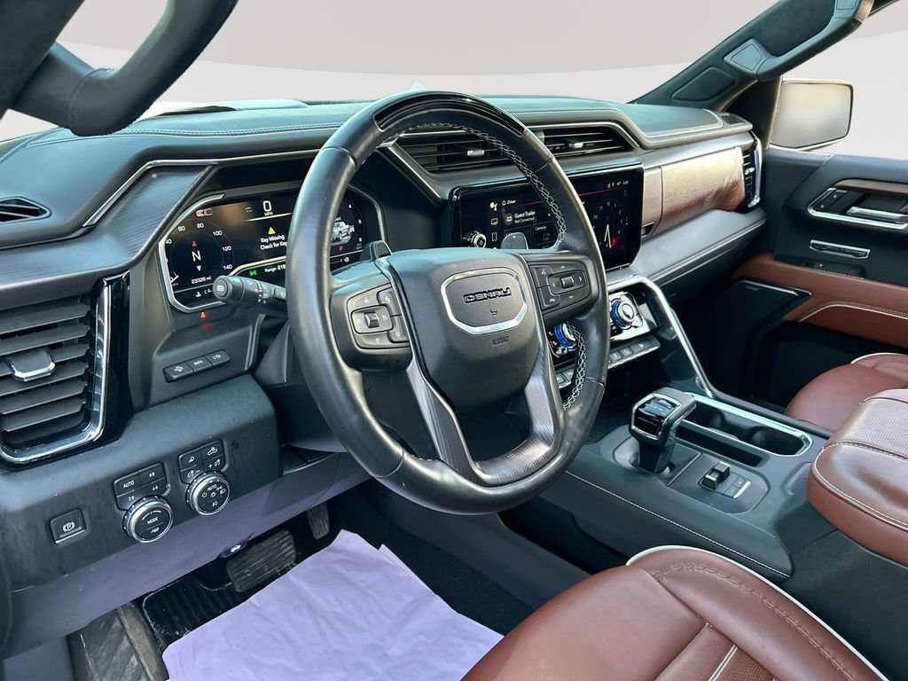 Used 2024 GMC Sierra 1500 Denali Ultimate AWD/4WD image 14
