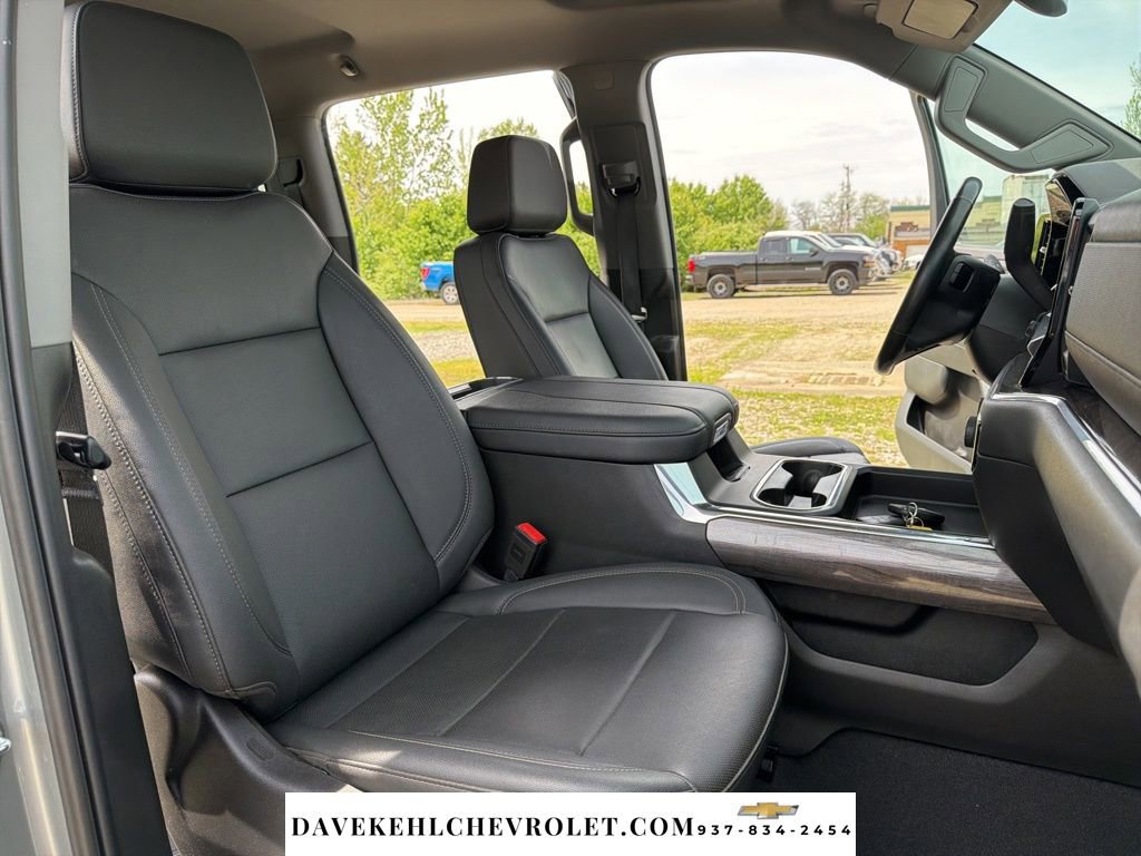 Used 2024 Chevrolet Silverado 3500 LTZ w/ LTZ Plus Package AWD/4WD image 25