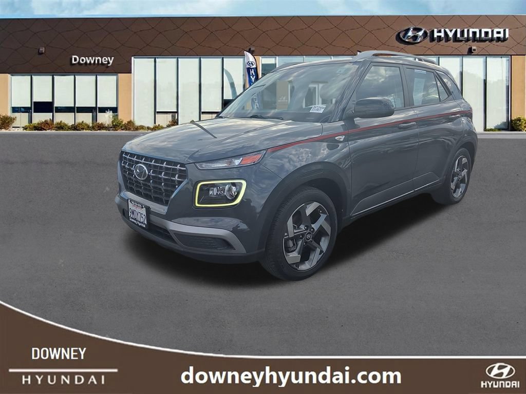 Used 2024 Hyundai Venue Limited FWD image 1