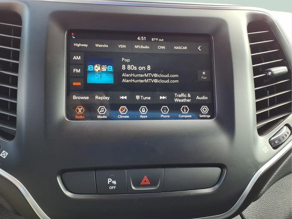 Used 2020 Jeep Cherokee Latitude Plus image 20