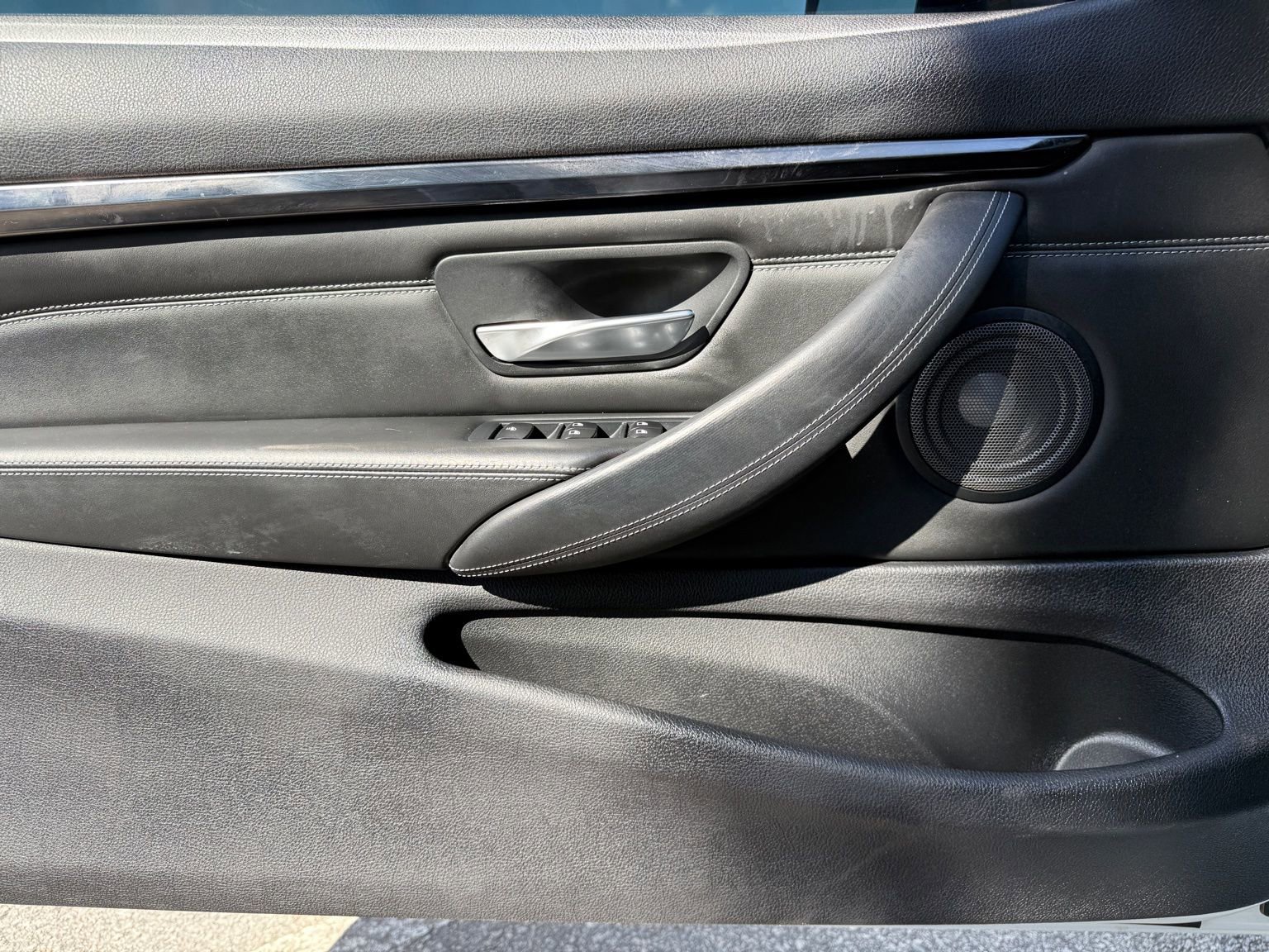 Used 2015 BMW M4 Convertible image 40