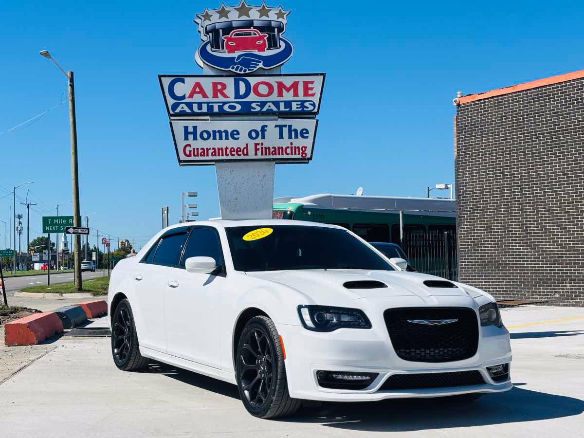 Used 2020 Chrysler 300 S RWD image 1