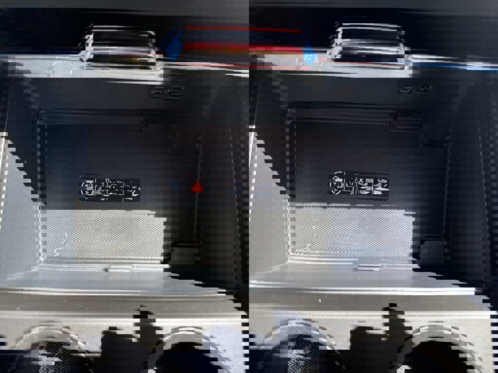 New 2025 GMC Yukon XL Denali w/ Denali Reserve Package image 40