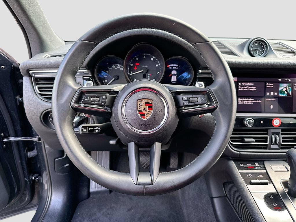 Used 2024 Porsche Macan w/ Premium Plus Package AWD/4WD image 12