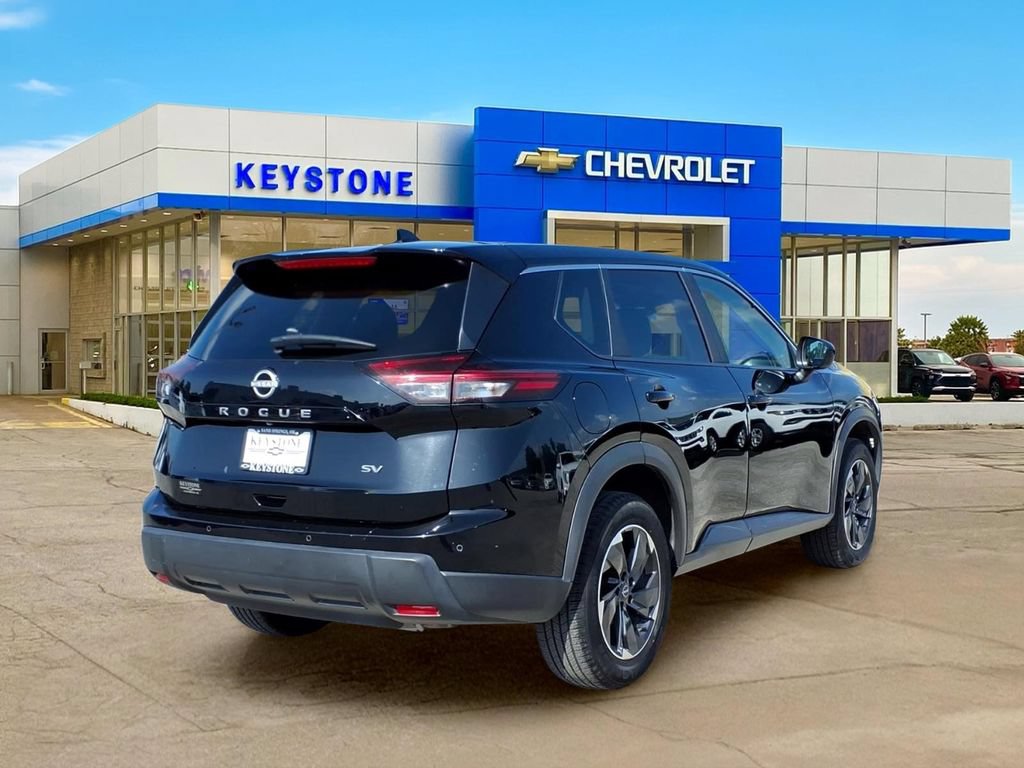 Used 2024 Nissan Rogue SV FWD image 7