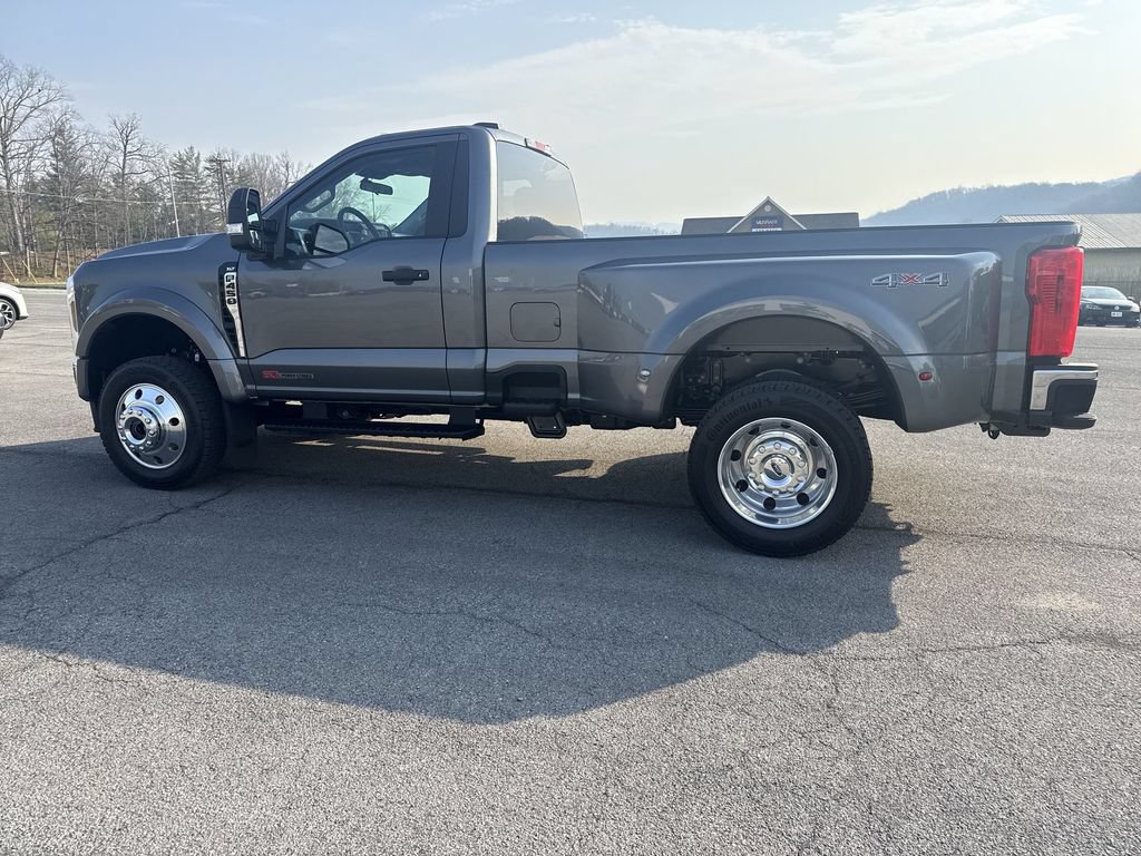 New 2026 Ford F450 XLT AWD/4WD image 3