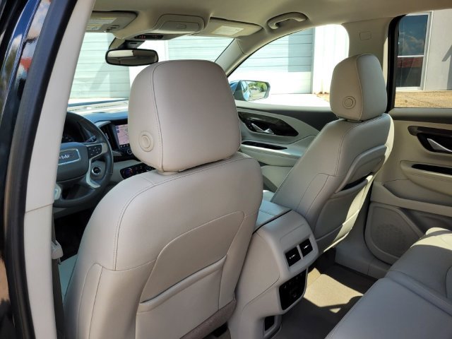 Used 2020 GMC Terrain Denali w/ Denali Premium Package FWD image 21