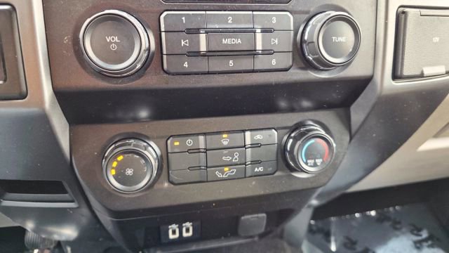 Used 2019 Ford F150 XLT image 16