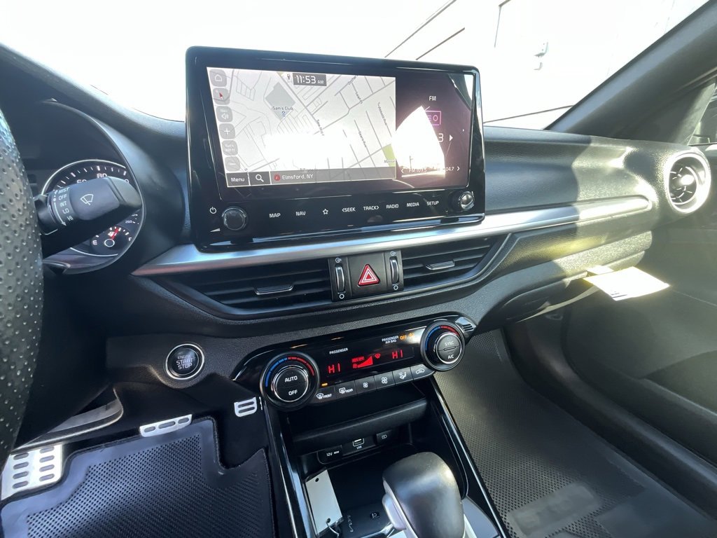 Used 2023 Kia Forte GT-Line image 19