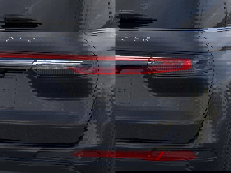 New 2026 Lincoln Corsair Premiere image 21