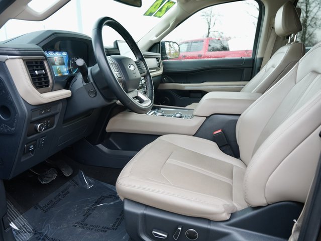 Used 2024 Ford Expedition Max Limited image 13