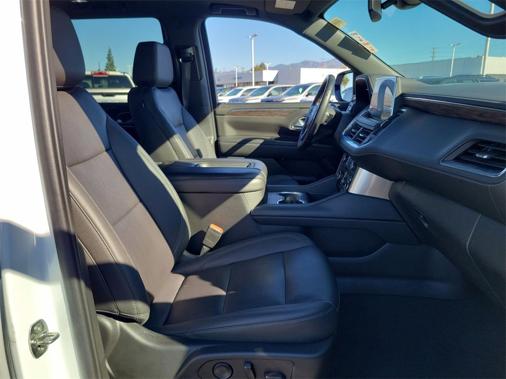 Certified 2022 Chevrolet Tahoe Z71 w/ Luxury Package image 28