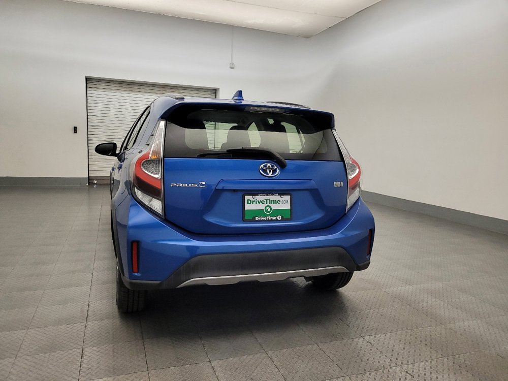 Used 2018 Toyota Prius C Three w/ Carpet Mat Package image 6