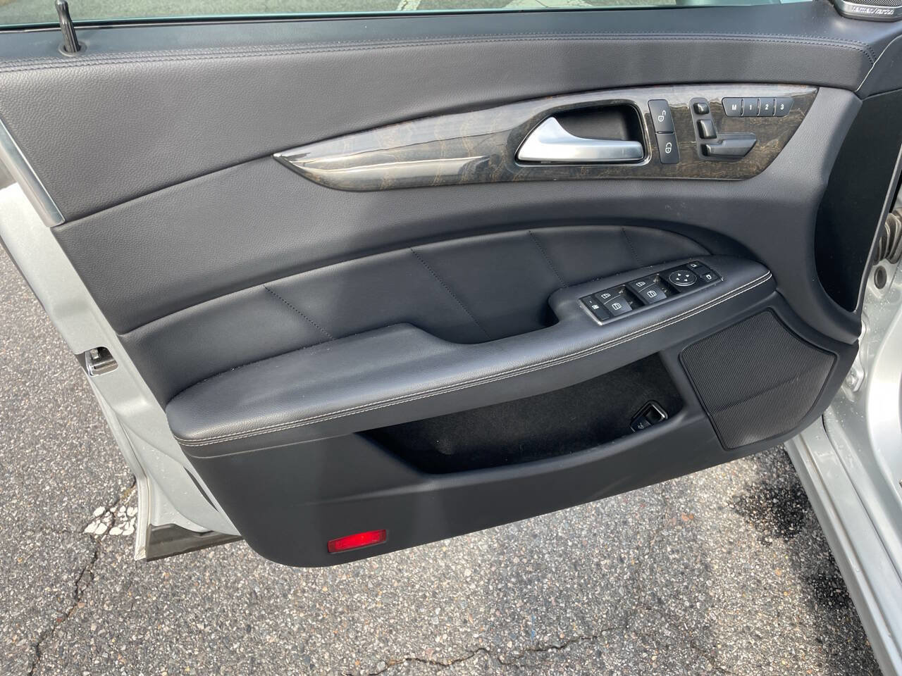 Used 2012 Mercedes-Benz CLS 550 CLS 550 4MATIC AWD 4dr Sedan image 16